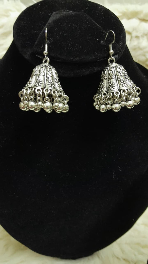 ✨ Traditional Desi Jhumka Earrings ✨